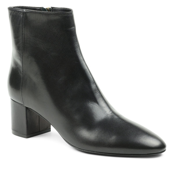 Vinny Leather Ankle Boot Black Bruno Magli