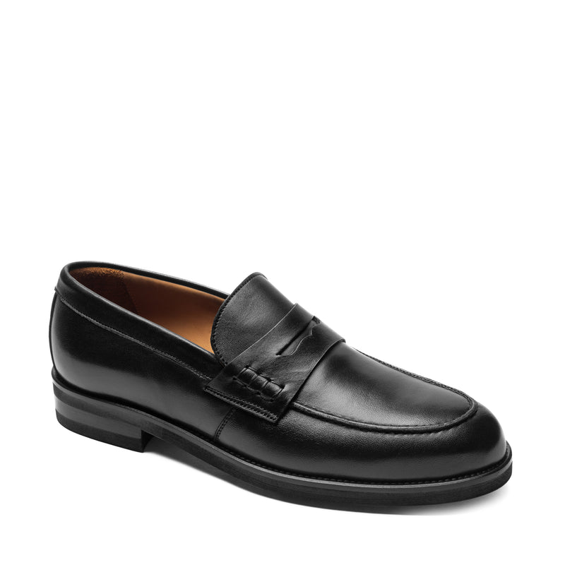 Carter Nappa Leather Loafer-Black