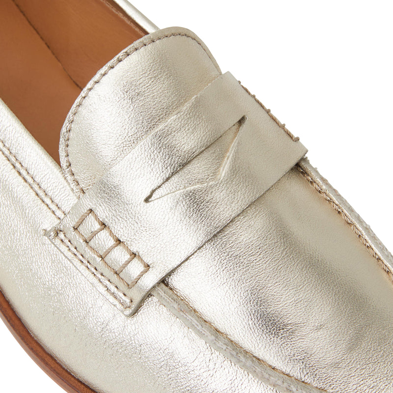 Lixia Loafer