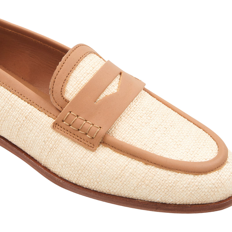 Lixia Loafer