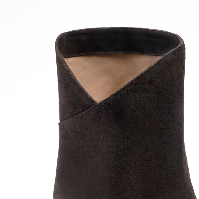 Pistoia Boot Brown Suede